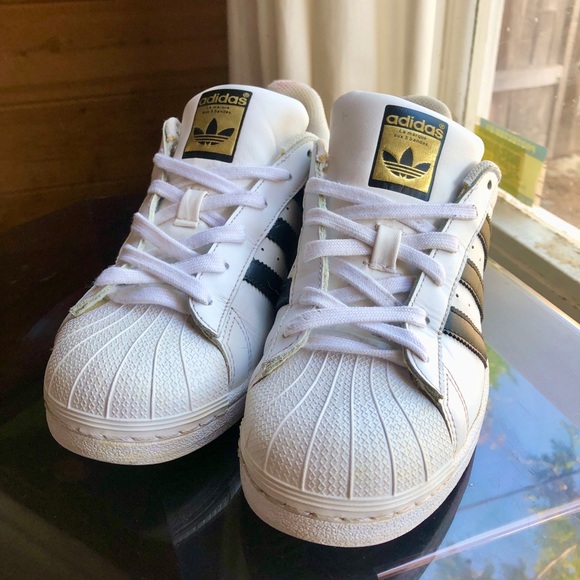 Superstar Shell-Toe Adidas - Picture 3 of 10